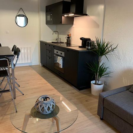 Logement rénové et moderne au Sacré Coeur Cholet Extérieur photo