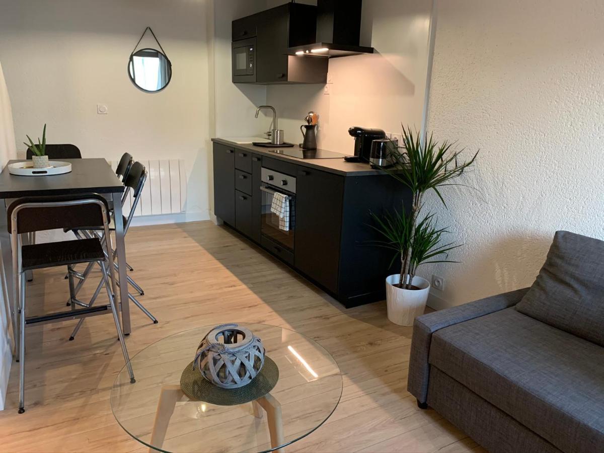 Logement rénové et moderne au Sacré Coeur Cholet Extérieur photo