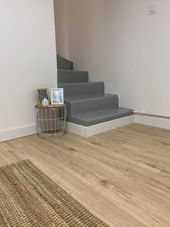 Logement rénové et moderne au Sacré Coeur Cholet Extérieur photo