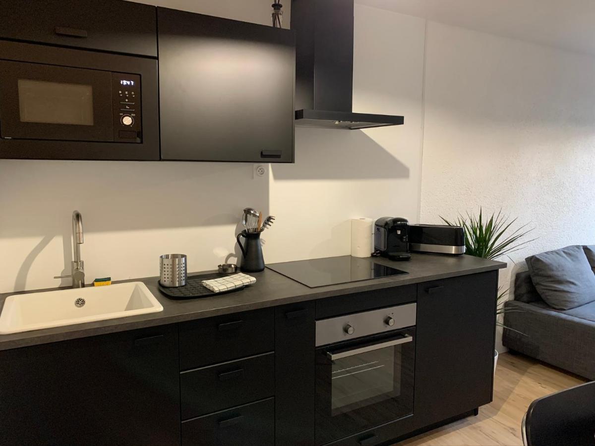 Logement rénové et moderne au Sacré Coeur Cholet Extérieur photo